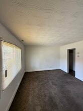 Building Photo - 1202 E 26th Ave