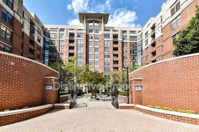 Foto del edificio - 1021 N Garfield St