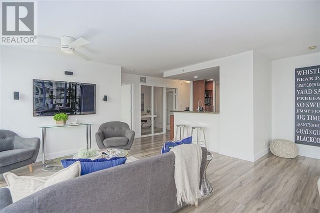 Building Photo - 455-2455 Beach Crescent