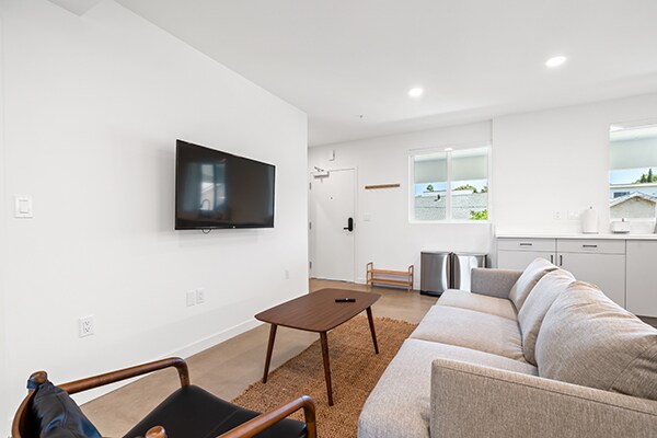 Building Photo - Common Kenmore