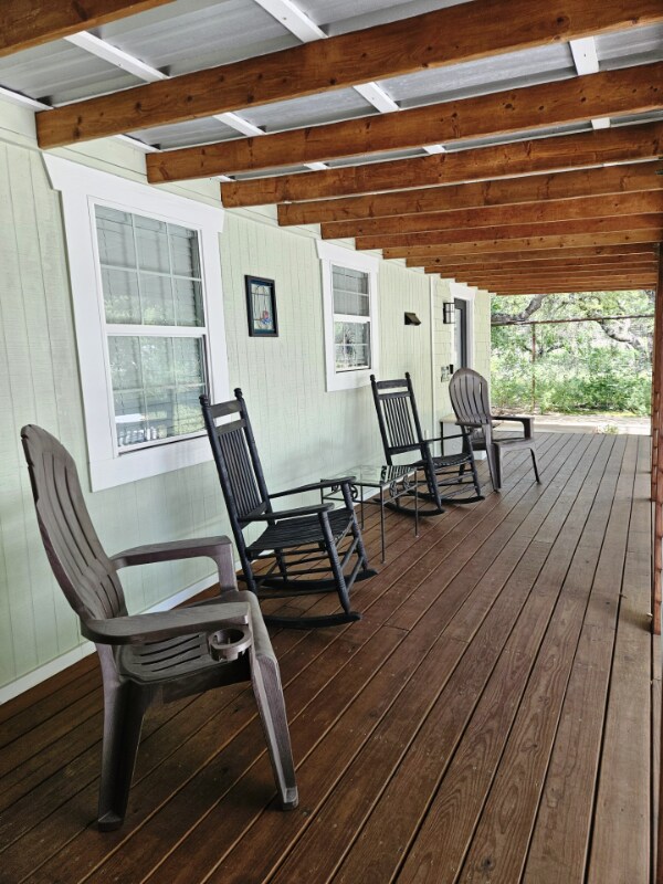 Foto del edificio - 2179 Puter Creek Rd