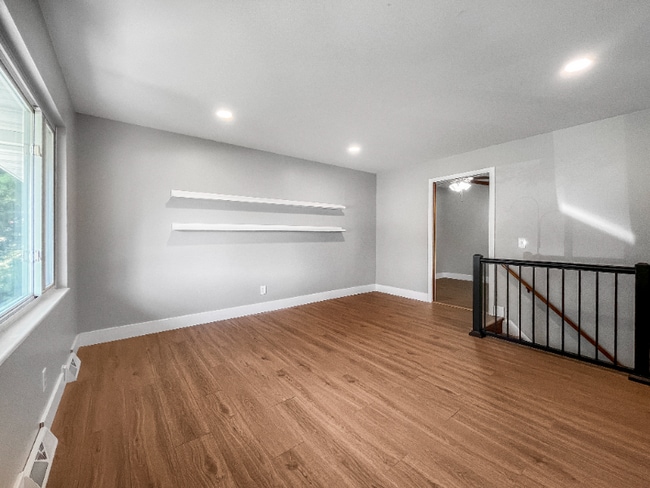Building Photo - 1117 Dauphine Ln