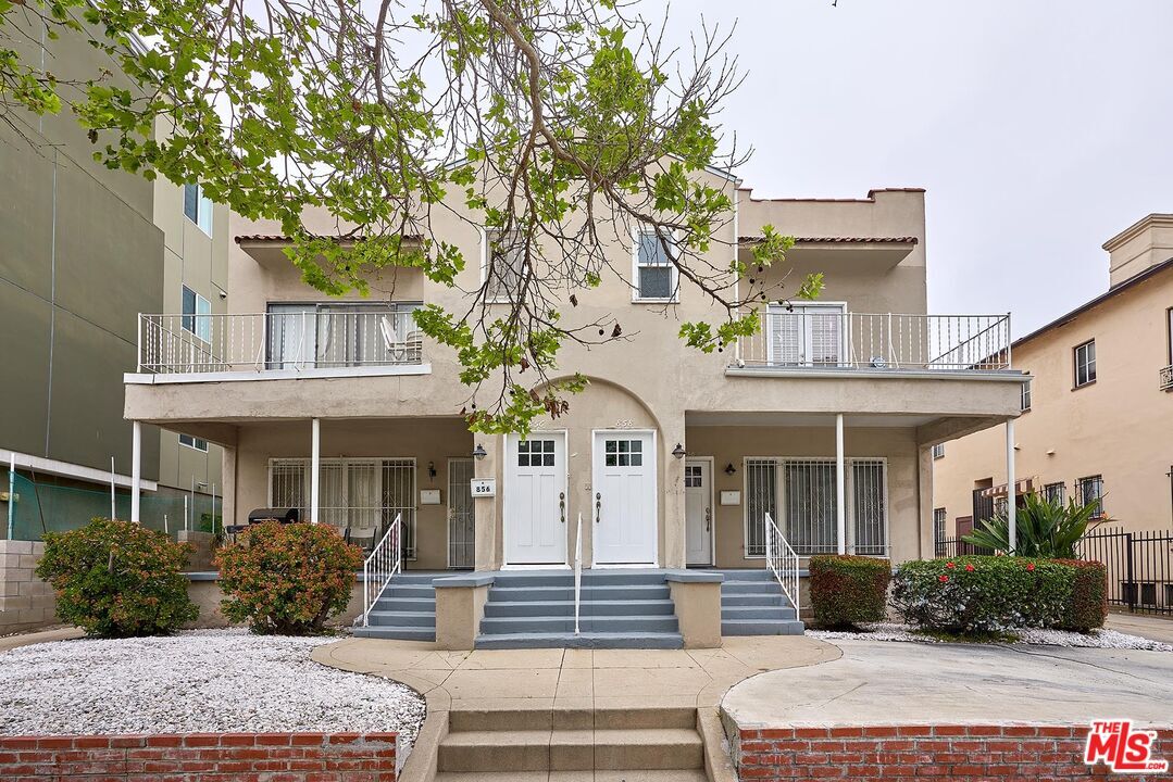 854 S Gramercy Pl, Los Angeles, CA 90005 House Rental in Los Angeles