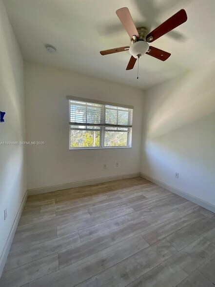 Foto del edificio - 8620 NW 97th Ave