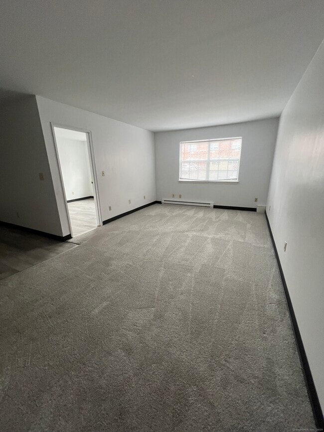 Building Photo - 360 Palisade Ave