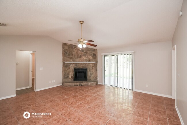 Building Photo - 2053 Manucy Ct