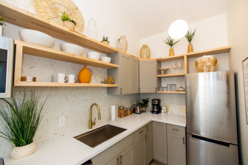 Primary Photo - 904 Fleming St