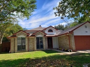 Building Photo - 703 Meadow Creek Dr
