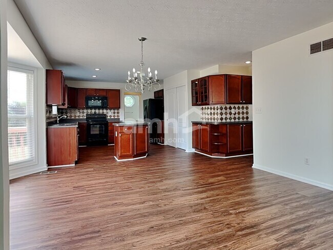Building Photo - 2689 Leslie Lee Ct