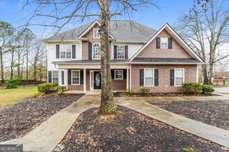 Building Photo - 301 Lyman Ct