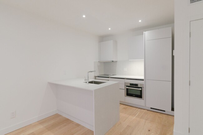 Photo du bâtiment - 3435 Rue Drummond
