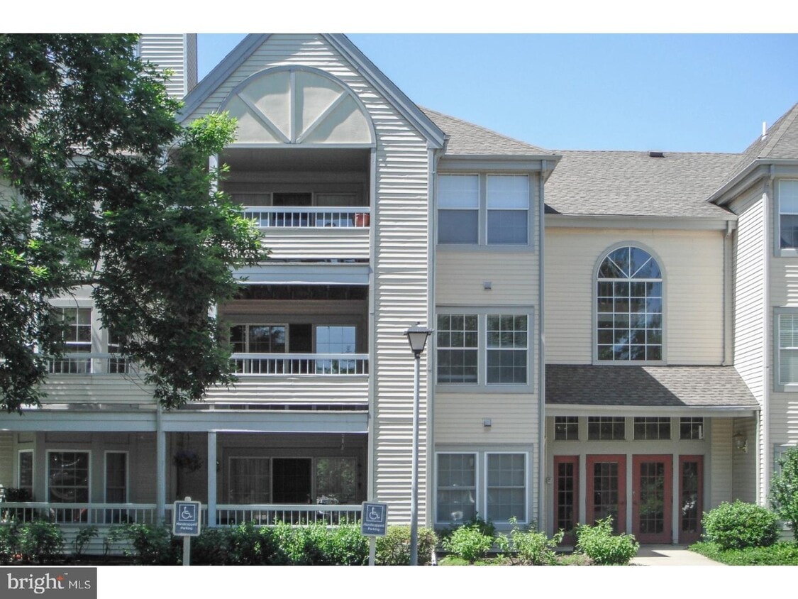 204 Salem Ct Unit 5, Princeton, NJ 08540 Condo for Rent in Princeton