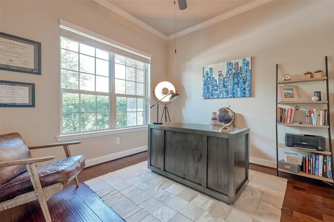 Foto del edificio - 210 Hearthshire Cir