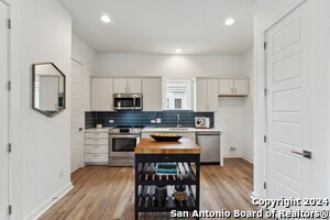Foto del edificio - 3214 N Elmendorf St