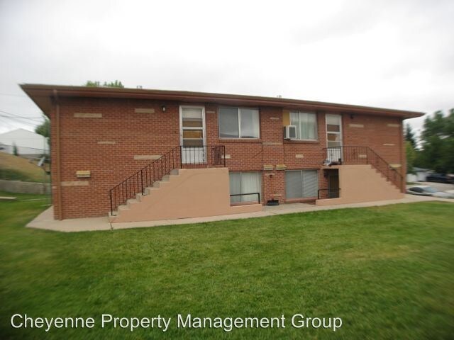 Primary Photo - 1745 Oxford Dr