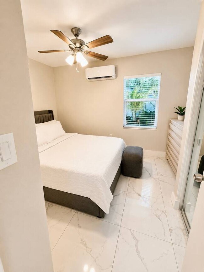 Photo - 3022 W Braddock St (Tampa, FL) Apartment