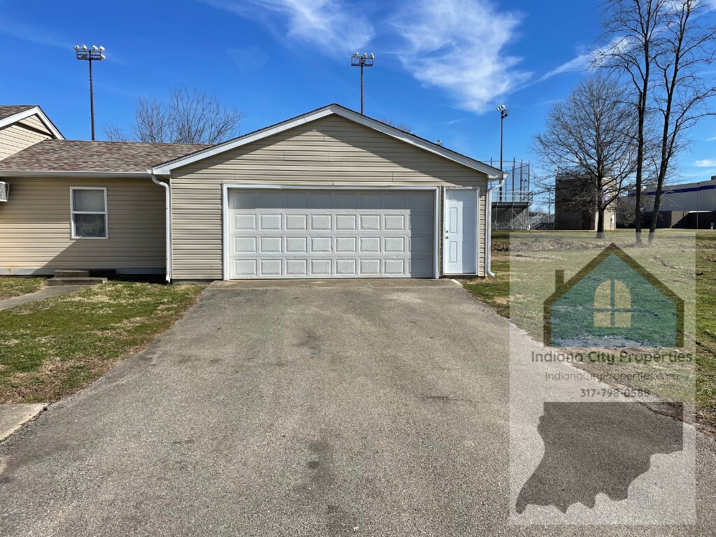 569 S Home Ave Unit 579Garage, Martinsville, IN 46151 Apartment for