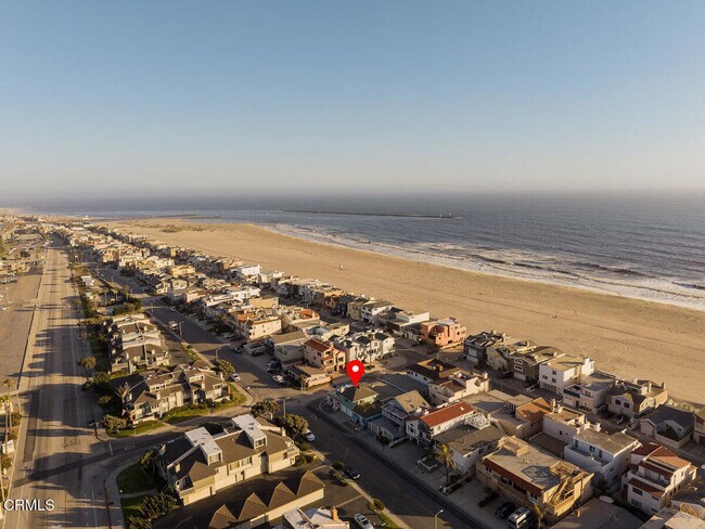 Foto del edificio - 3705 Sunset Ln