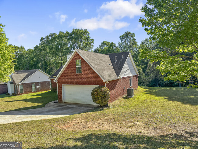 Foto del edificio - 11084 Knotty Pine Pl