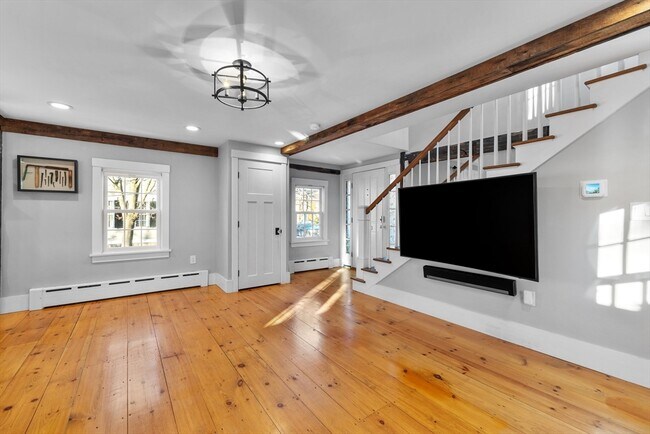 Building Photo - 36 High St