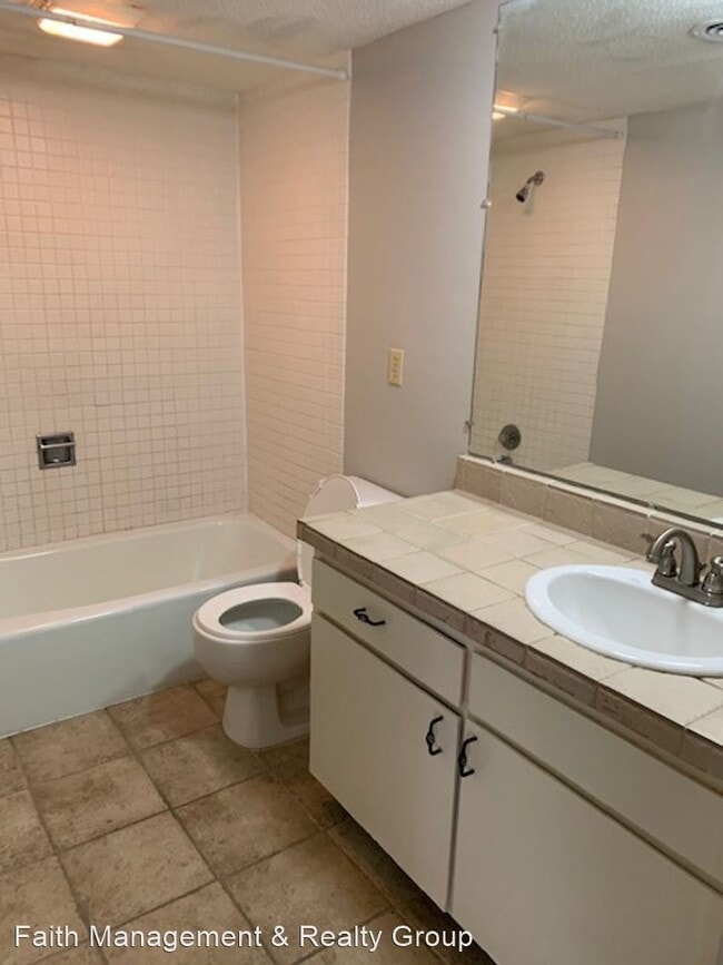 Building Photo - 1 br, 1 bath House - 1855 Poplar Woods Cir...