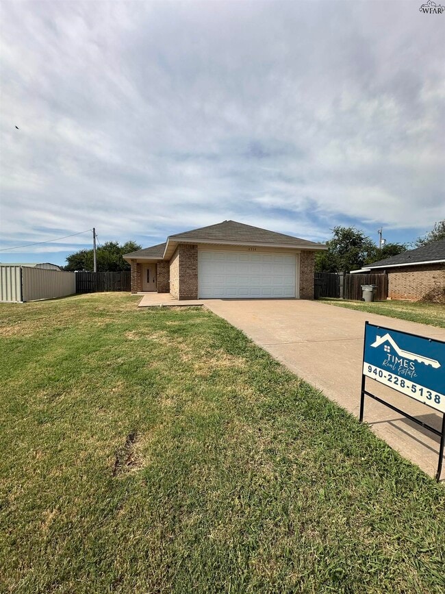 Building Photo - 4314 Grandview W