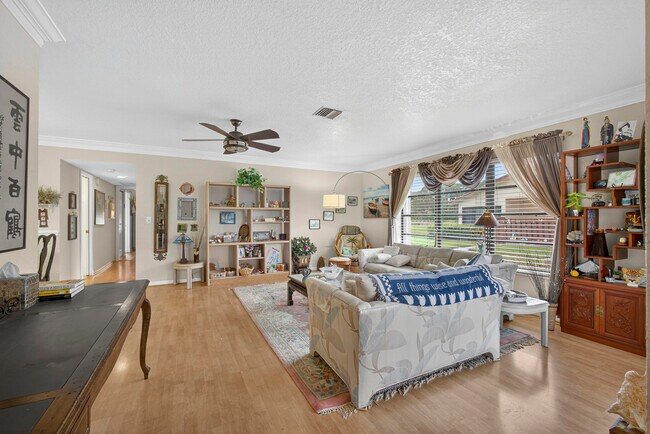 Foto del edificio - 13971 Nesting Way