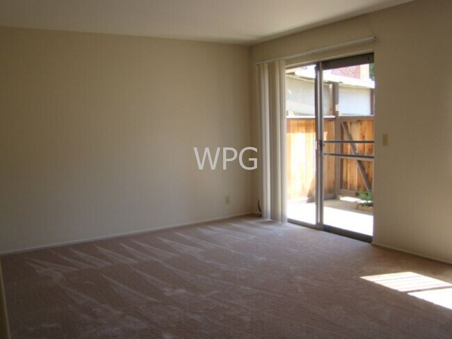 Building Photo - 3518 Alden Way