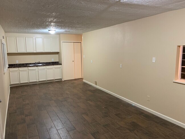 Building Photo - 3740 Quitman St