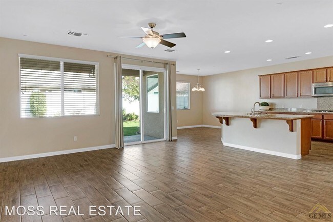 Building Photo - 3 br, 2 bath House - 14706 Beach Aster Dr