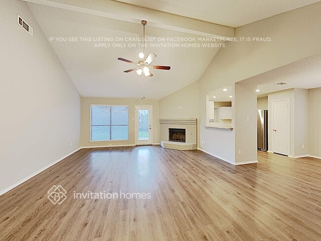 Building Photo - 1213 Colony St