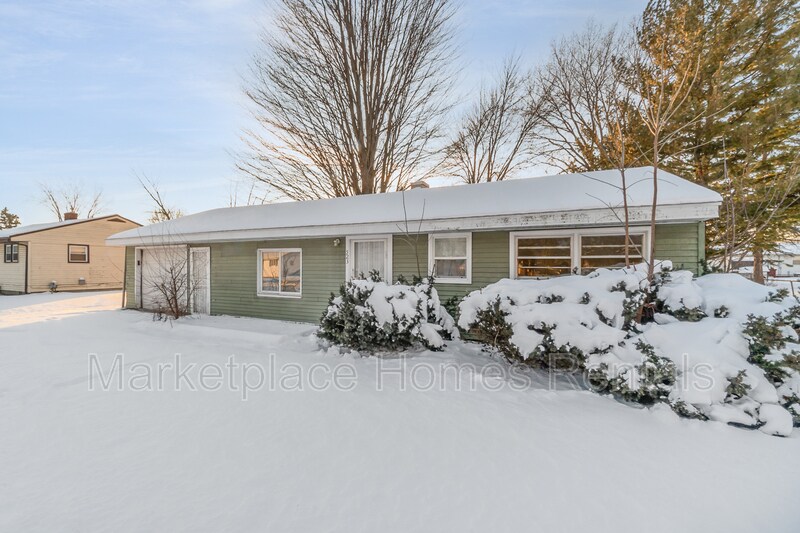 523 S 28th St, Saginaw, MI 48601 House Rental in Saginaw, MI