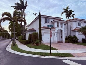 Building Photo - 6944 NW 115th Ct