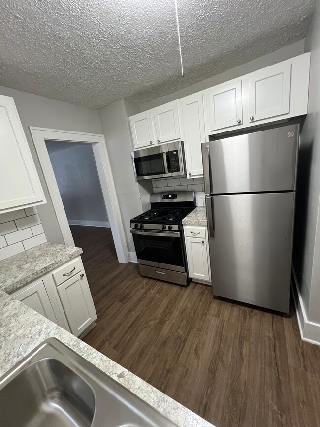 Foto del edificio - 947 Oakcrest St SW