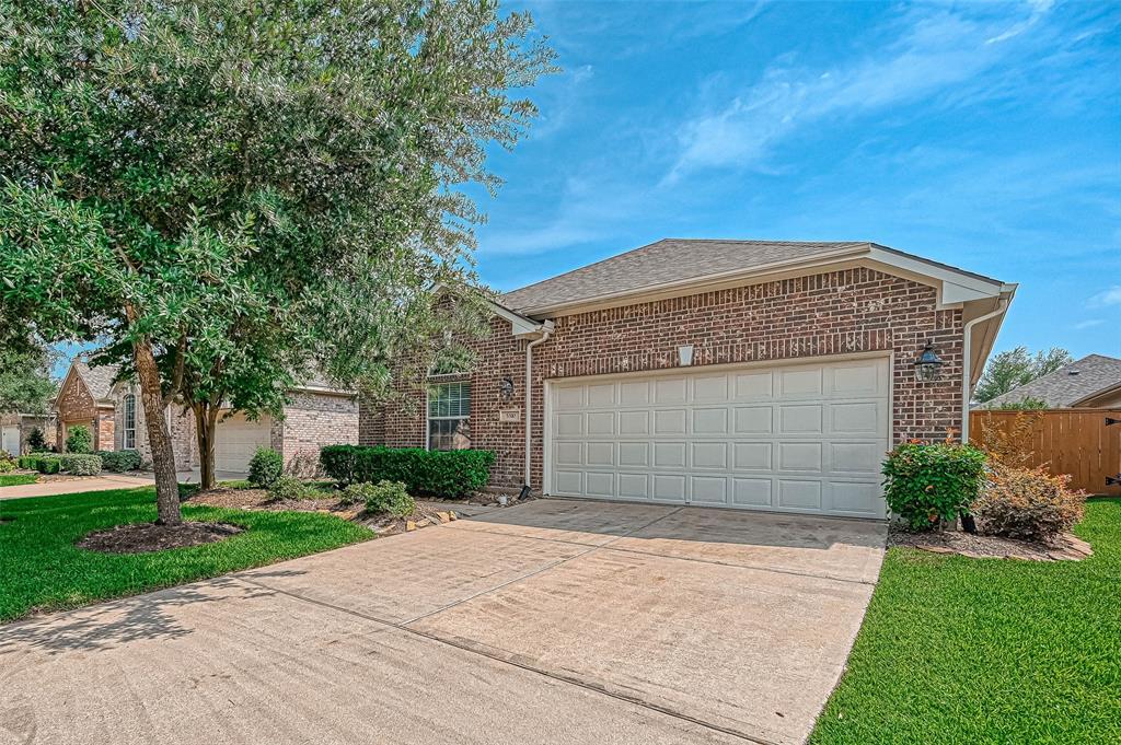 Foto principal - 5310 Addison Hills Ln