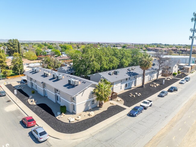 Building Photo - The Elm Tree Estates