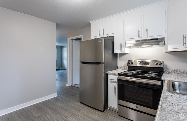 Kitchen - Pine Brook Terrace