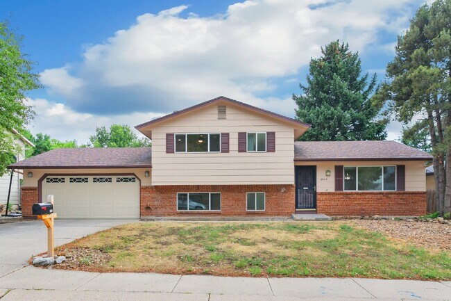 Building Photo - Renovated 4-Bedroom Home with Finished Bas...