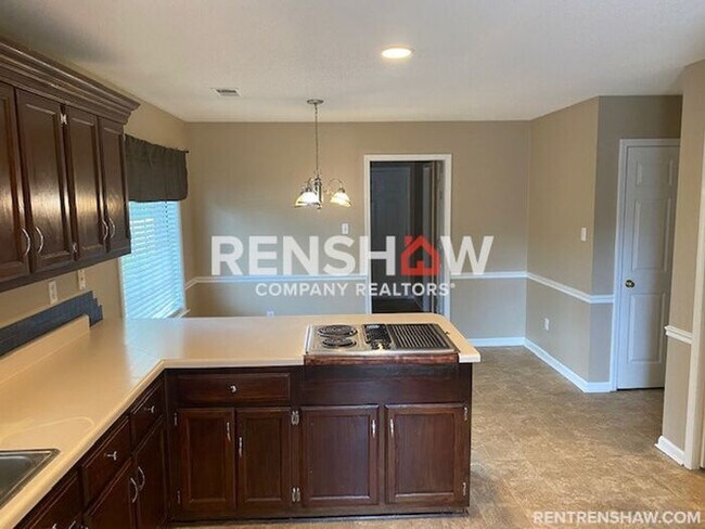 Building Photo - 6584 Baird Cove