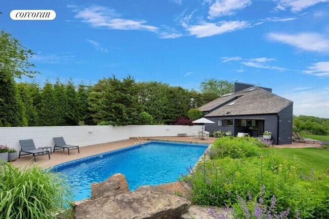 Building Photo - 151 Kellis Pond Ln