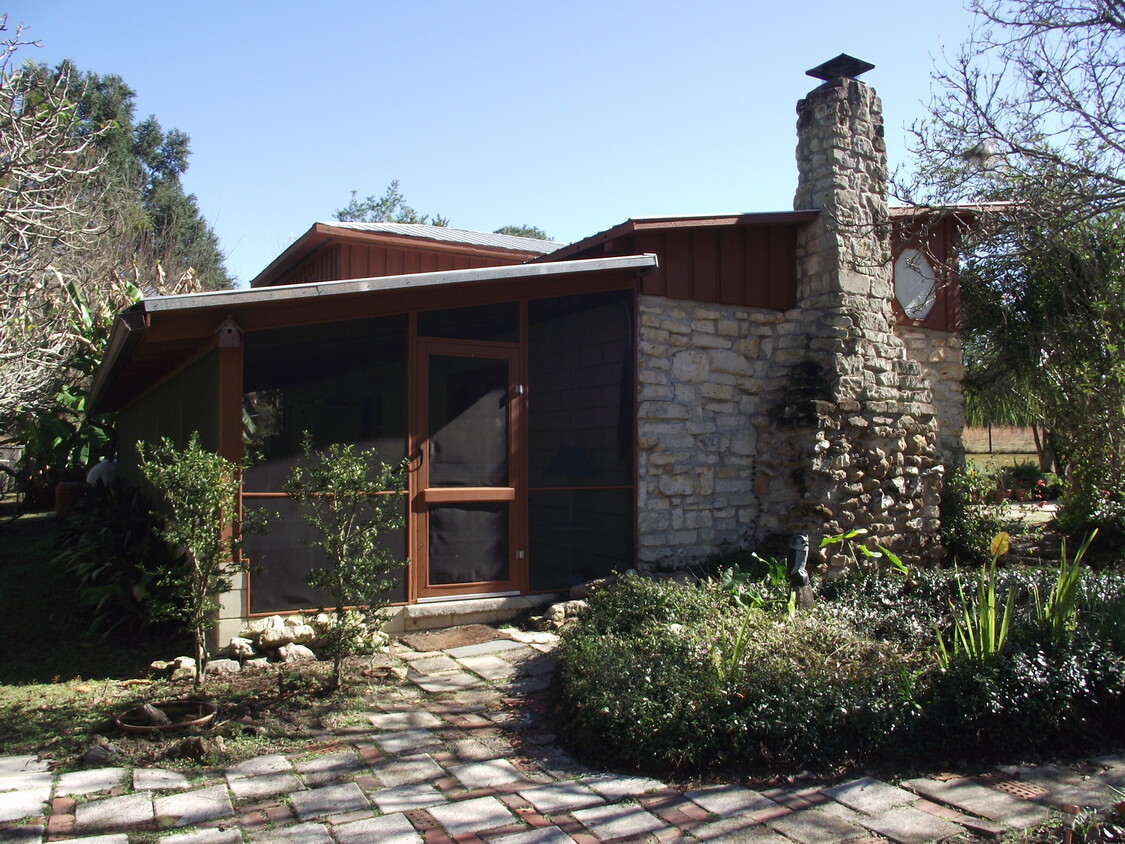 Foto principal - Gorgeous Rustic Home in Alachua!