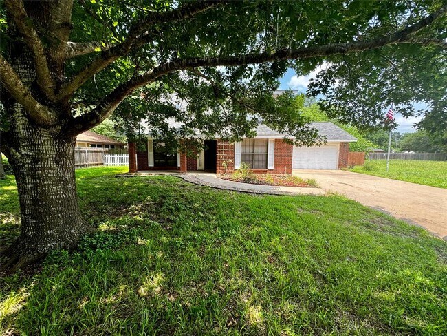 Building Photo - 402 Connolly Cir