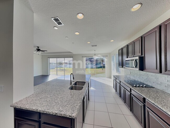 Foto del edificio - 5405 Manchester Dr