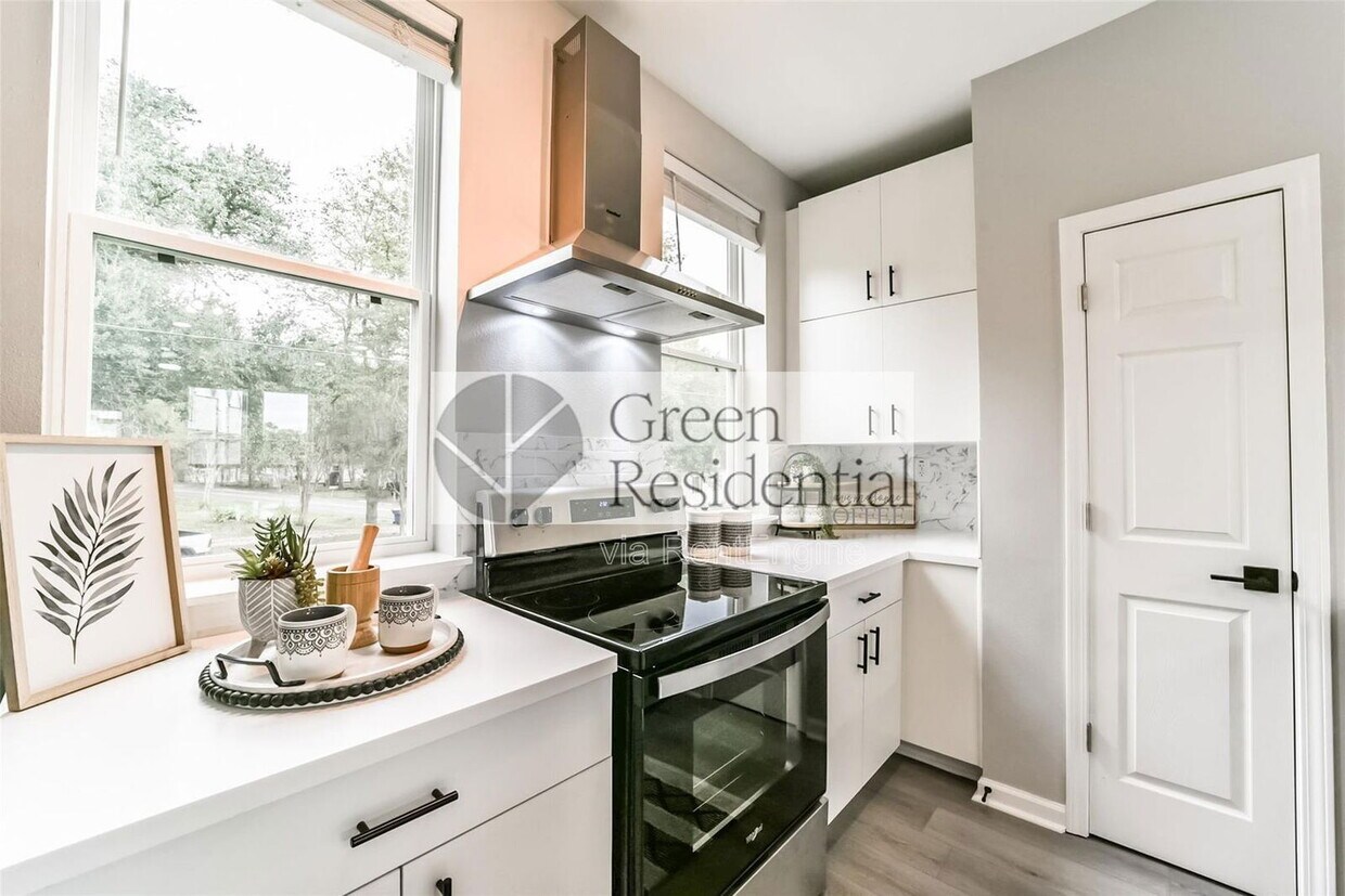 Foto principal - 2511 Washington St