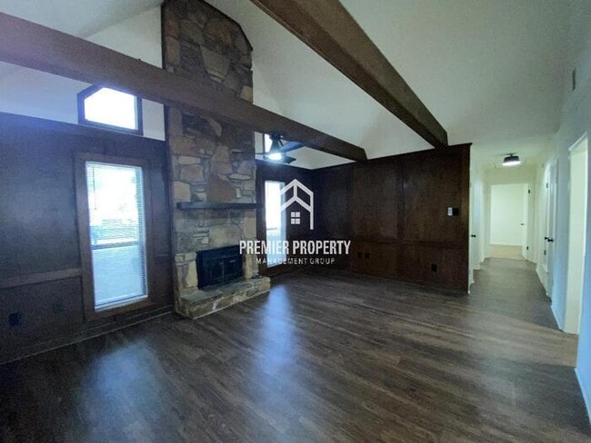 Building Photo - 5818 Port Haven Dr