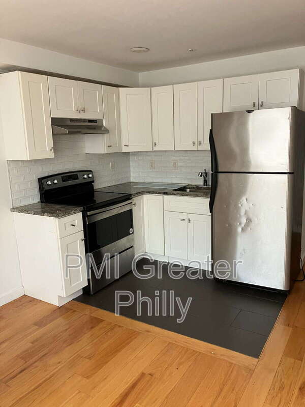 Foto del edificio - 332 N 62nd St
