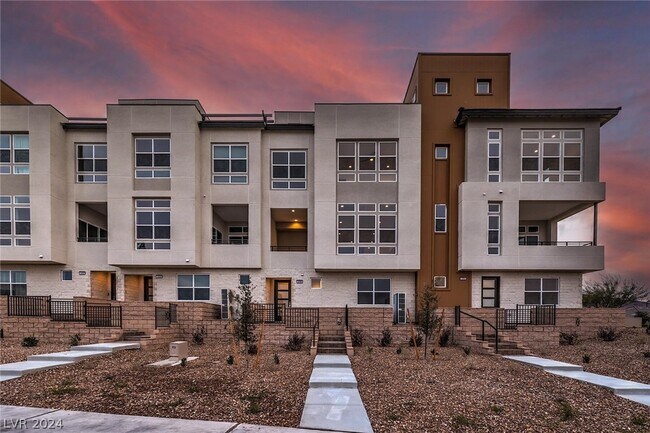 Foto del edificio - 3346 Esker Rdg Ave