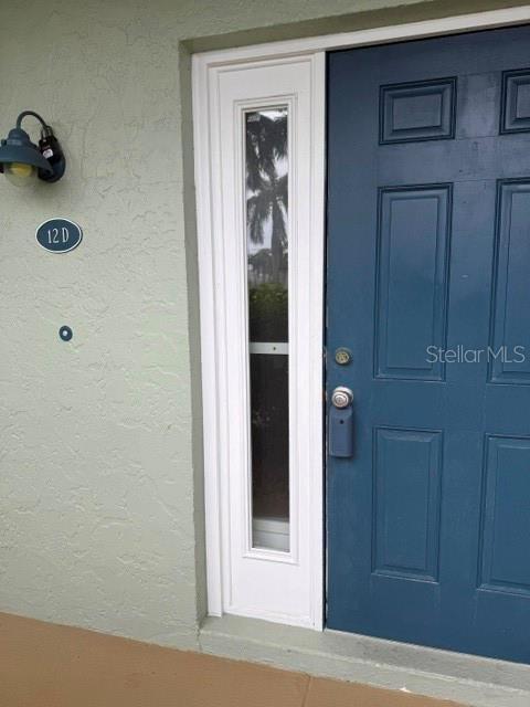 Building Photo - 1400 Mineo Dr