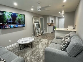 Building Photo - 4511 Alvin St