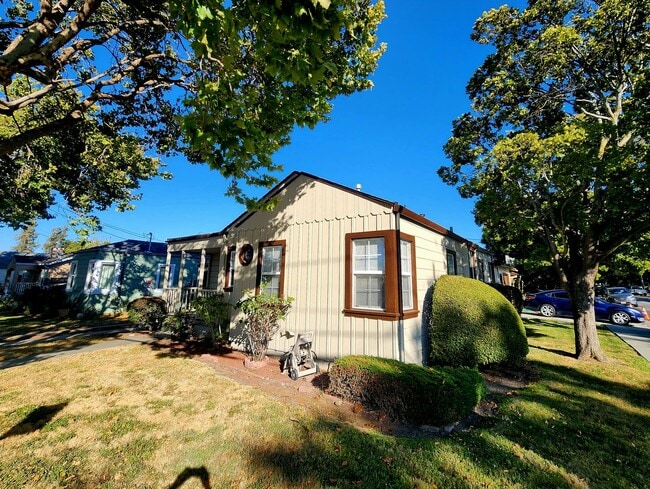 Foto del edificio - two bedroom duplex